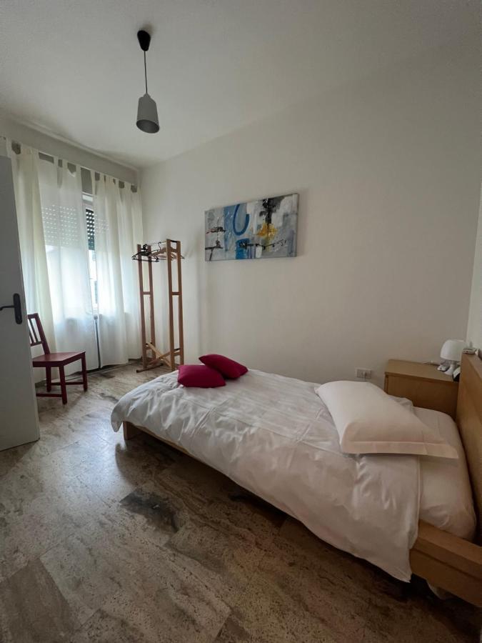 Villa Corteolivo Rooms Torri del Benaco Kültér fotó