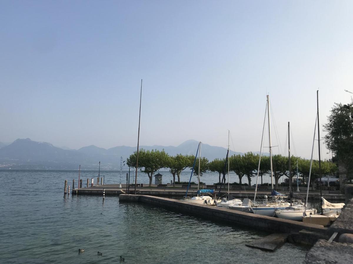 Villa Corteolivo Rooms Torri del Benaco Kültér fotó